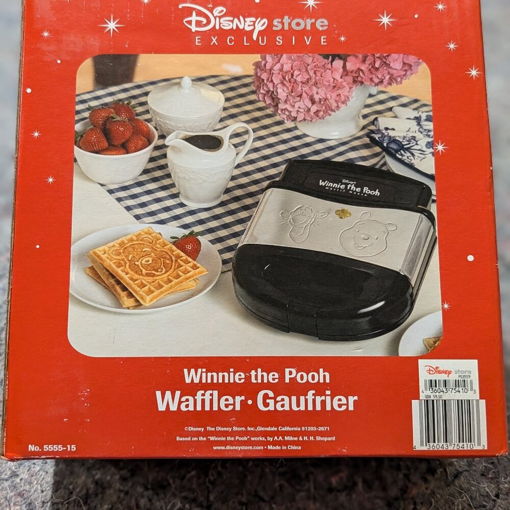 Disney Store Winnie the Pooh & Tigger Waffler Waffle Maker Iron 5555-15 Rare